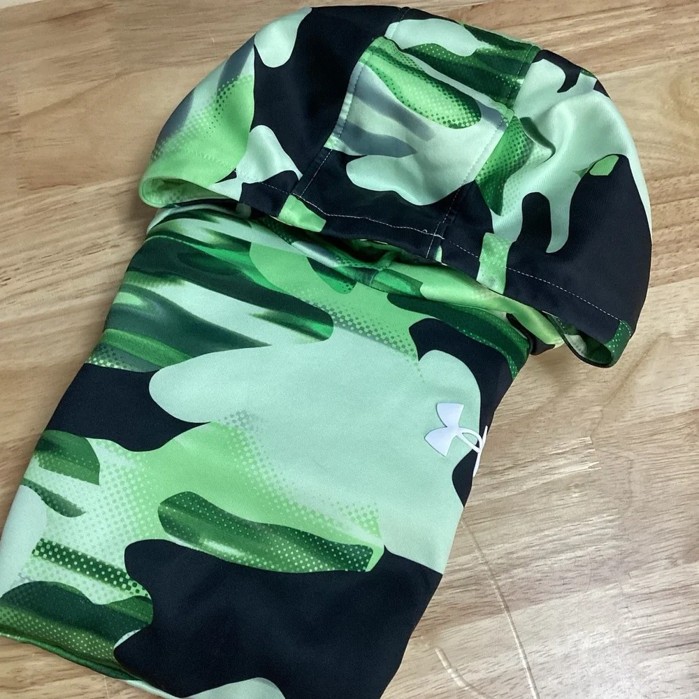 Youth Under Armour Camo‎ Performance Hoodie Small Green